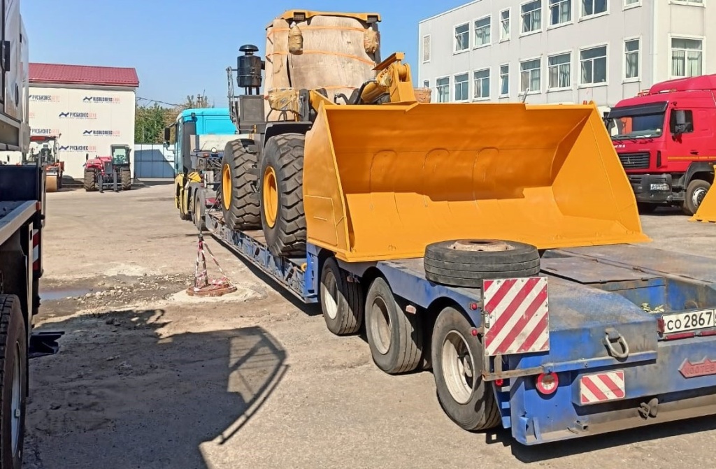 фронтальный погрузчик сентябрь 4.jpeg